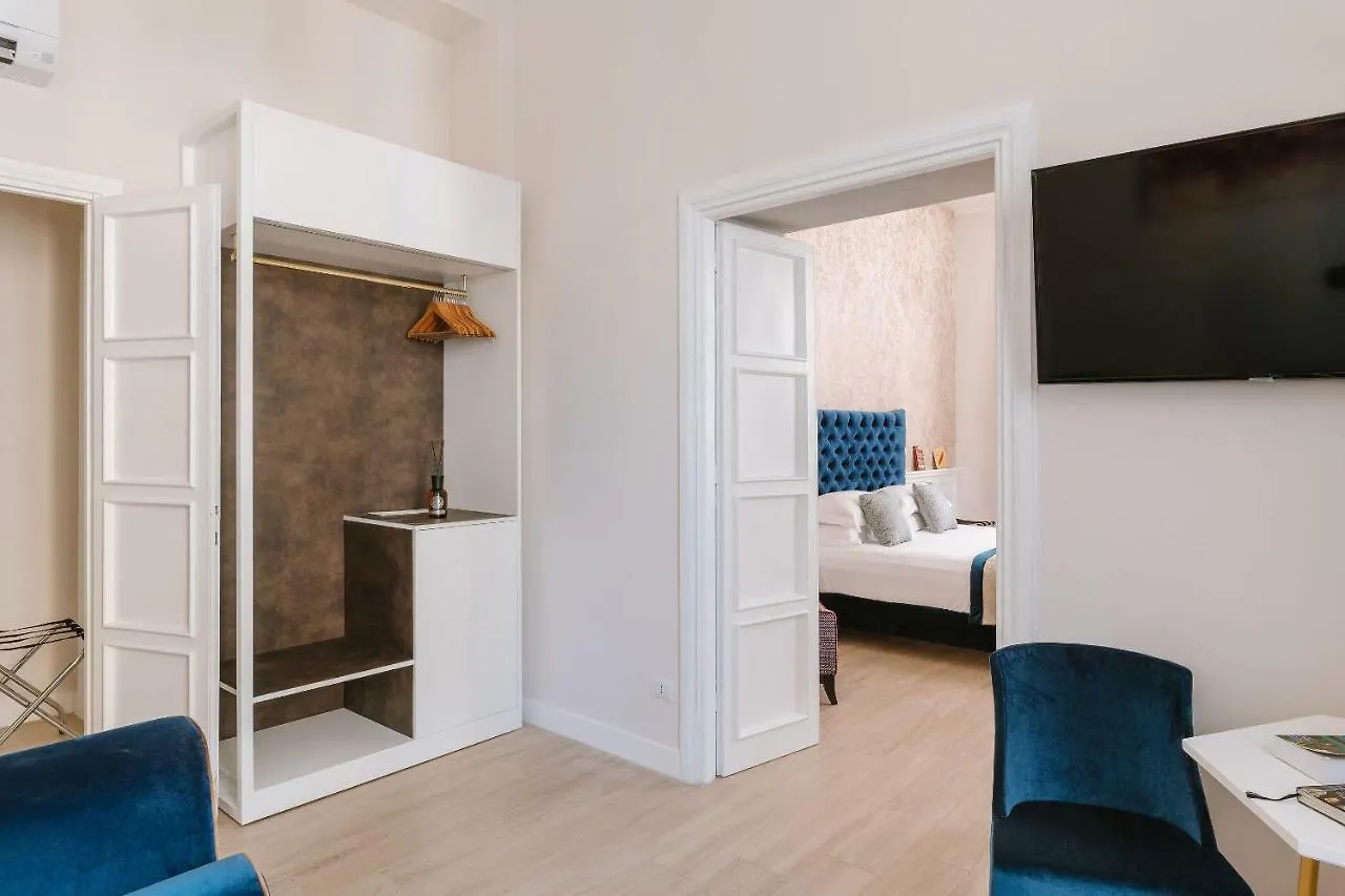 Rhea Silvia Luxury Navona Hotel Rome 2*,  Italy