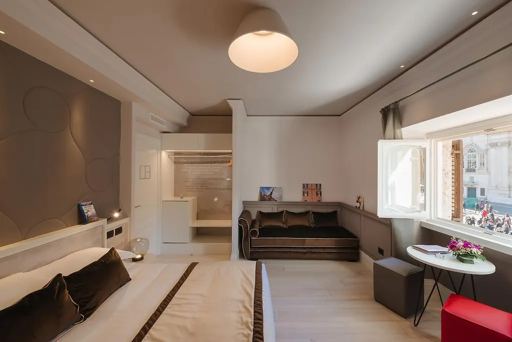 Rhea Silvia Luxury Navona Hotel Rome 2*,  Italy